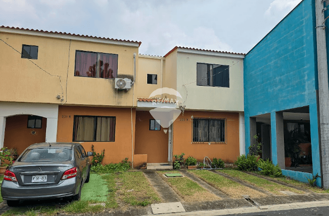 CASA EN ALQUILER RESIDENCIAL LAS CAMELIAS LOURDES COLON — foto 1
