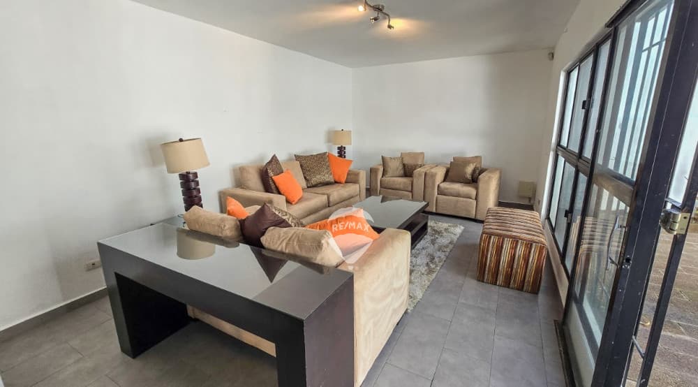 ALQUILO CASA AMUEBLADA EN COLONIA ESCALON, PASAJE PRIVADO — foto 1