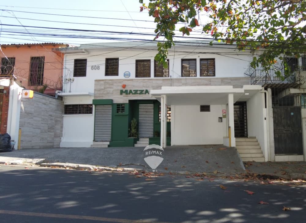 Casa de 4 habitaciones en San Salvador, San Salvador
