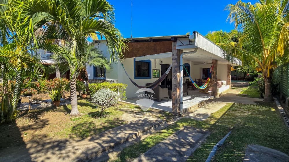 VENTA DE CASA DE PLAYA LOMAS DE  SAN BLAS