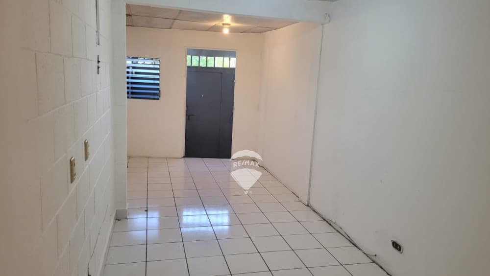 ALQUILER LOCAL CALLE SAN ANTONIO ABAD — foto 1