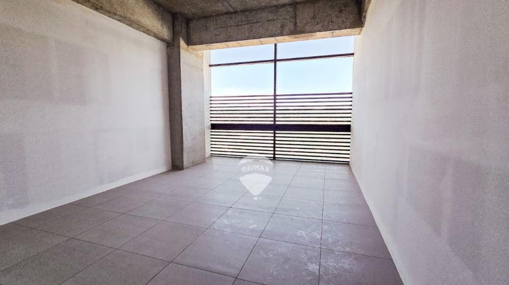 LOCAL EN ALQUILER TORRE HUMANA 1617 — foto 1