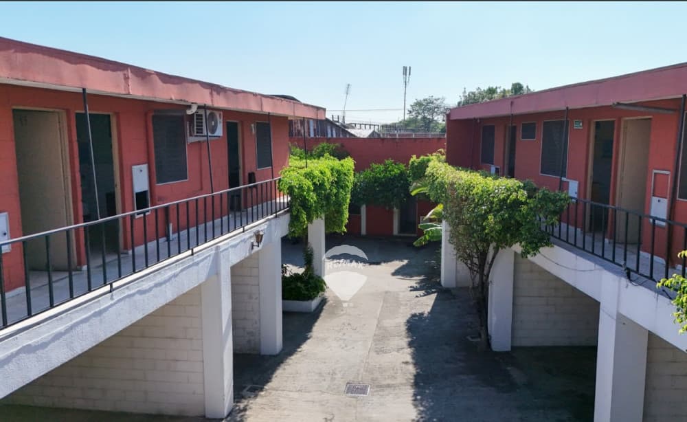 EDIFICIO COMERCIAL EN VENTA EN EL CENTRO — foto 1