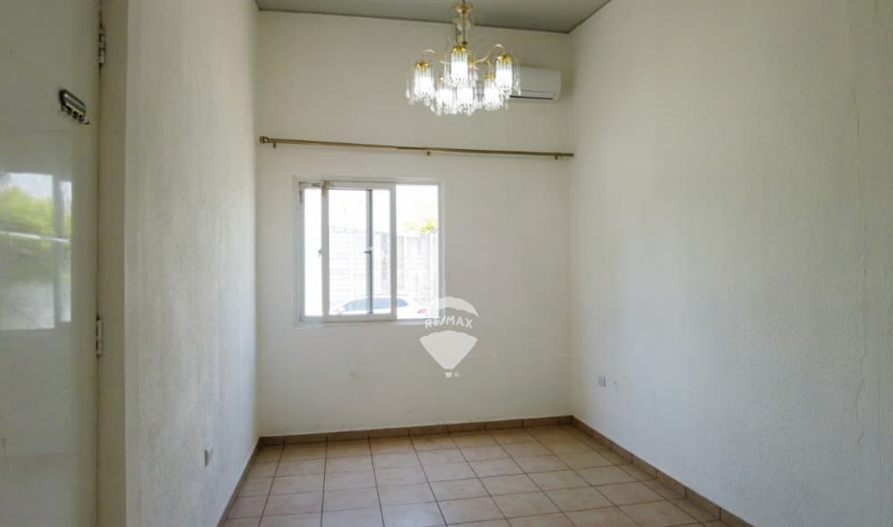 CASA EN VENTA MODERNIZADA EN CIUDAD MARSELLA, QUARTIER 3 — foto 1