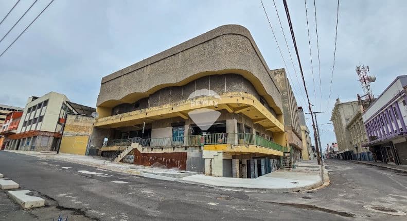 EDIFICIO 4 NIVELES EN VENTA CENTRO HISTÓRICO SAN SALVADOR. — foto 1