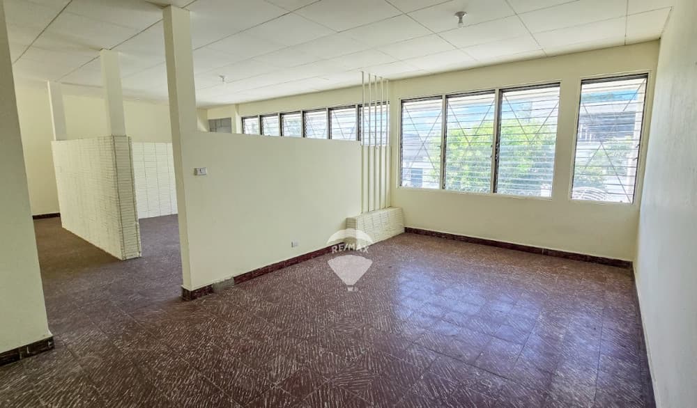 CASA EN ALQUILER FLOR BLANCA — foto 1