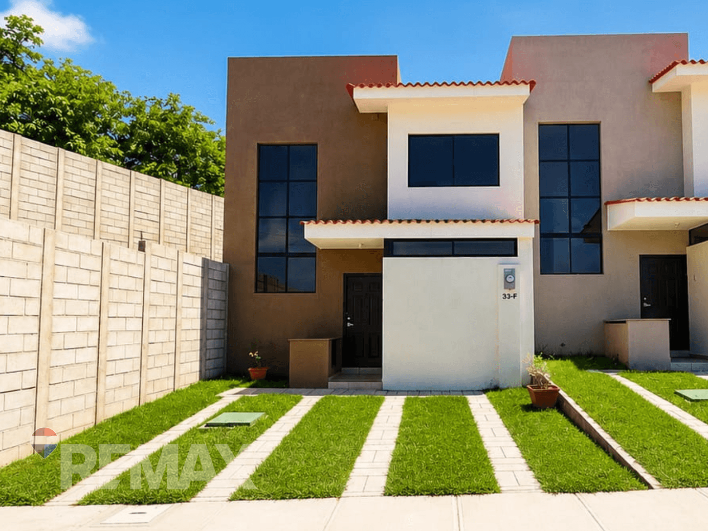 Casa a Estrenar en Alquiler | Paseo del Prado — photo 1