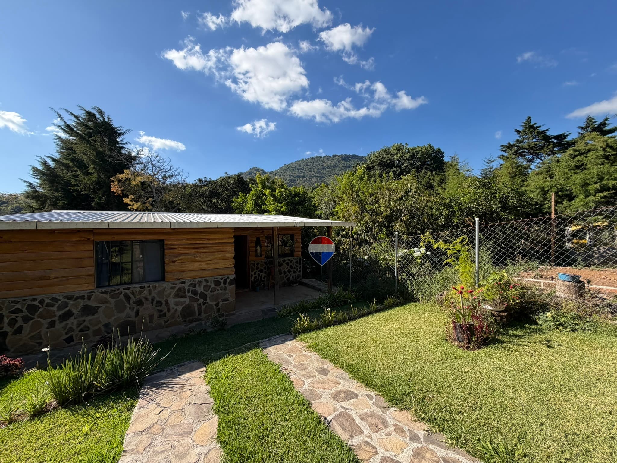 CABAÑA EN QUINTAS ESPERANZA APANECA