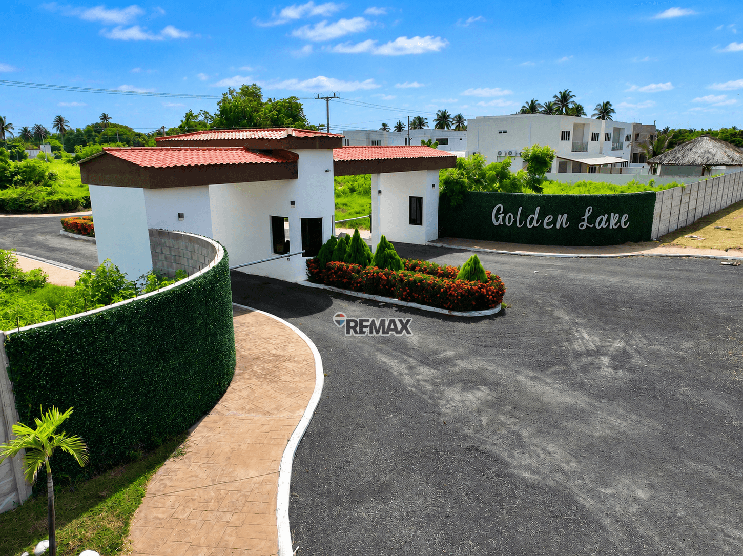 Terreno en Venta en Golden Lake, Costa del Sol — foto 1
