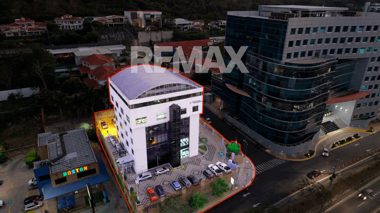 Edificio Valencia Corporativo en Venta – Madre Selva, Santa Elena, El Salvador