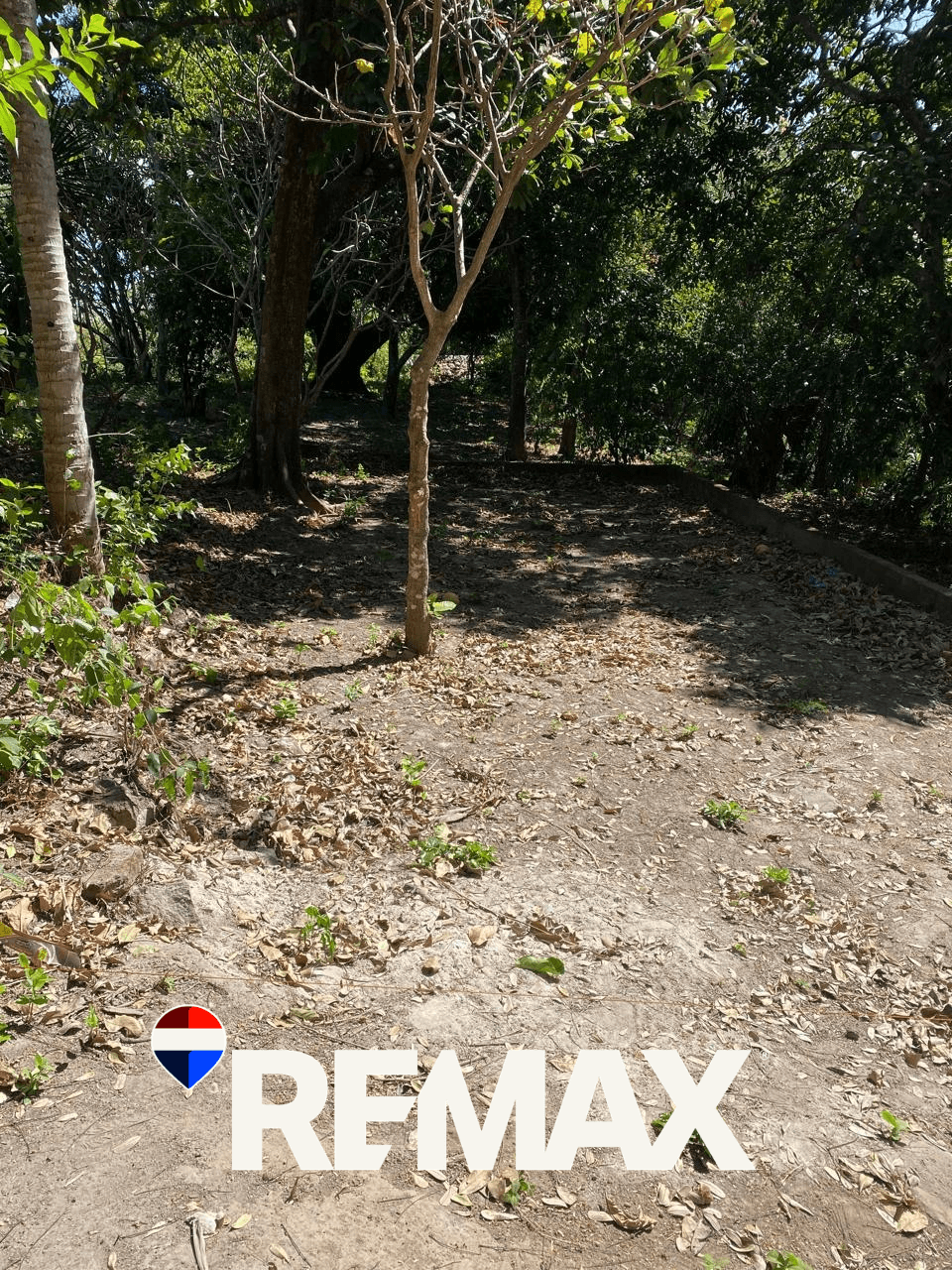 En venta terreno en Olocuilta, de 1570 V2, vista y clima rico. — foto 1