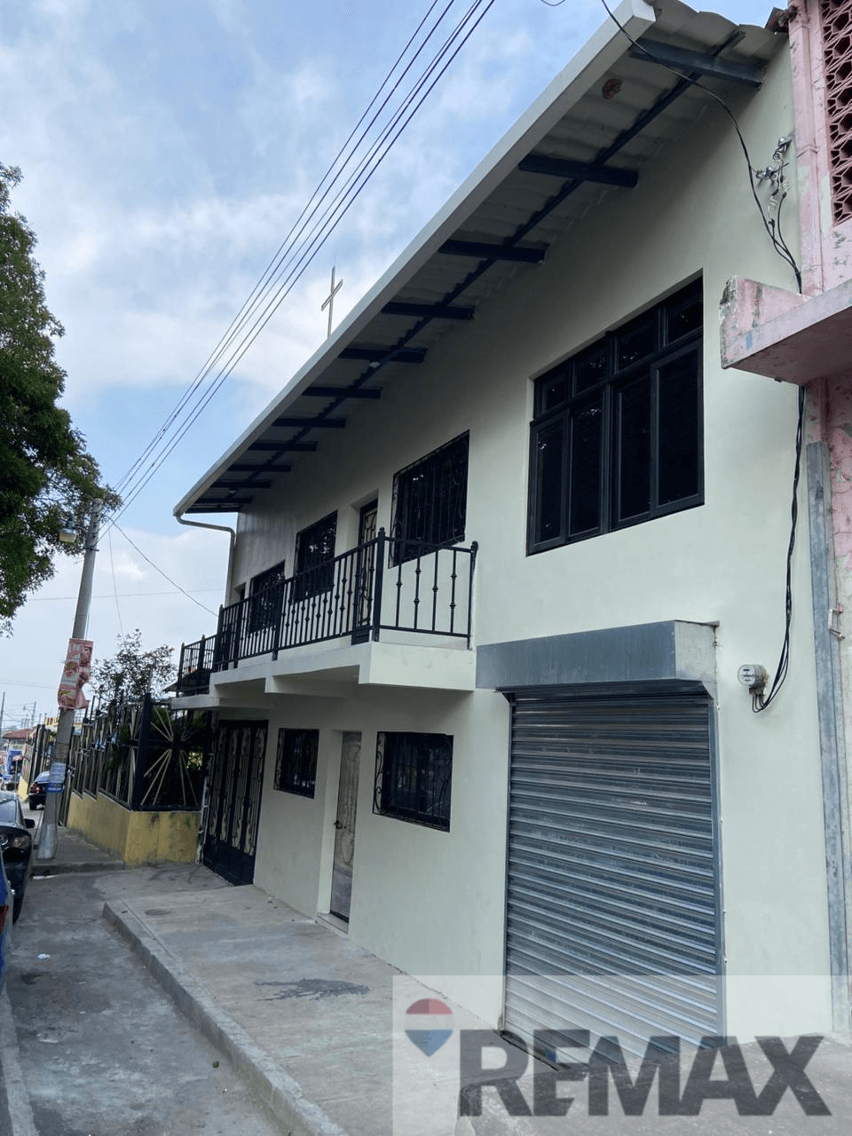 CASA EN RENTA EN EL CORAZÓN DE SANTIAGO DE MARIA, USULUTAN