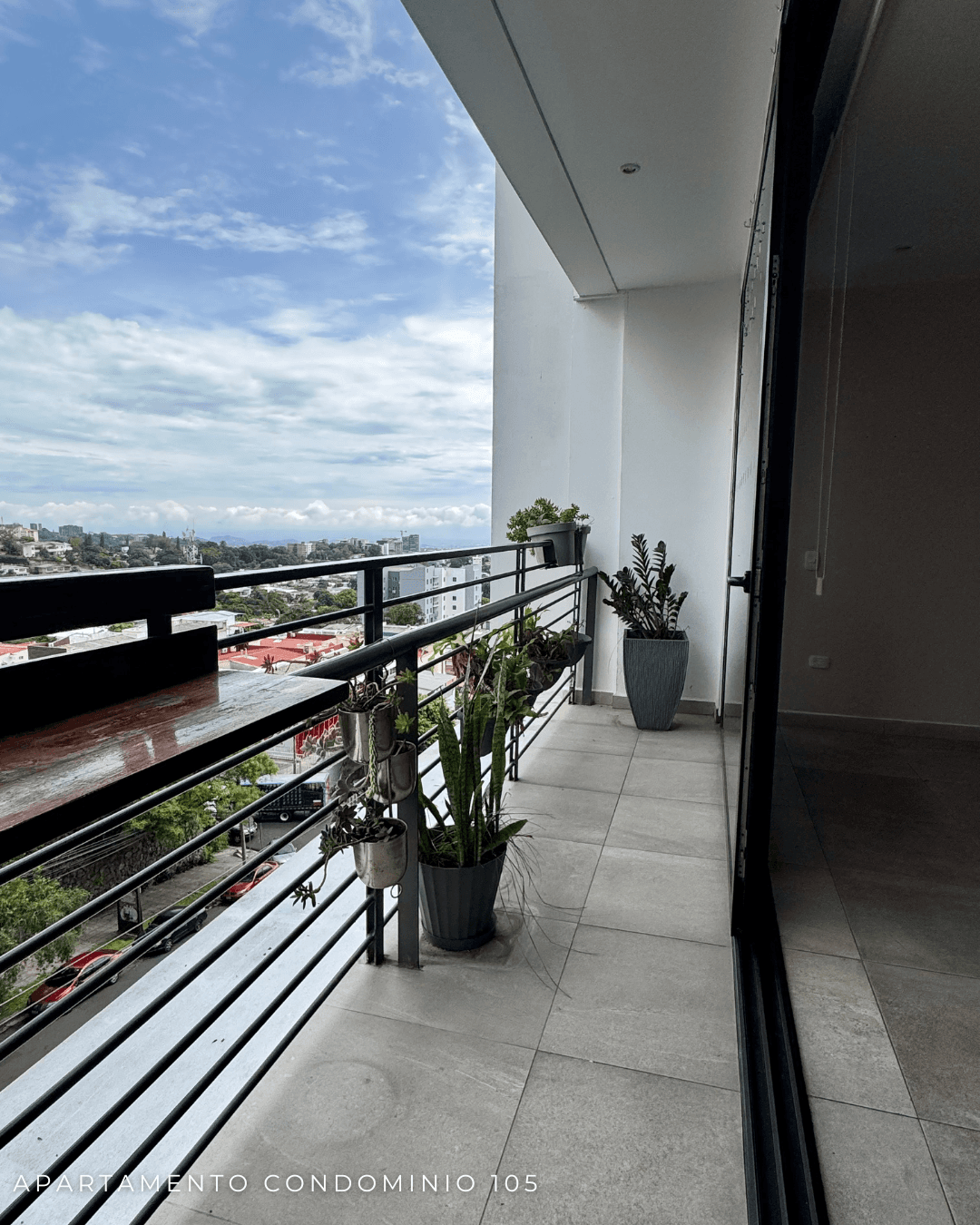 APARTAMENTO EN ALQUILER EN CONDOMINIO 105, COLONIA ESCALÓN — foto 1